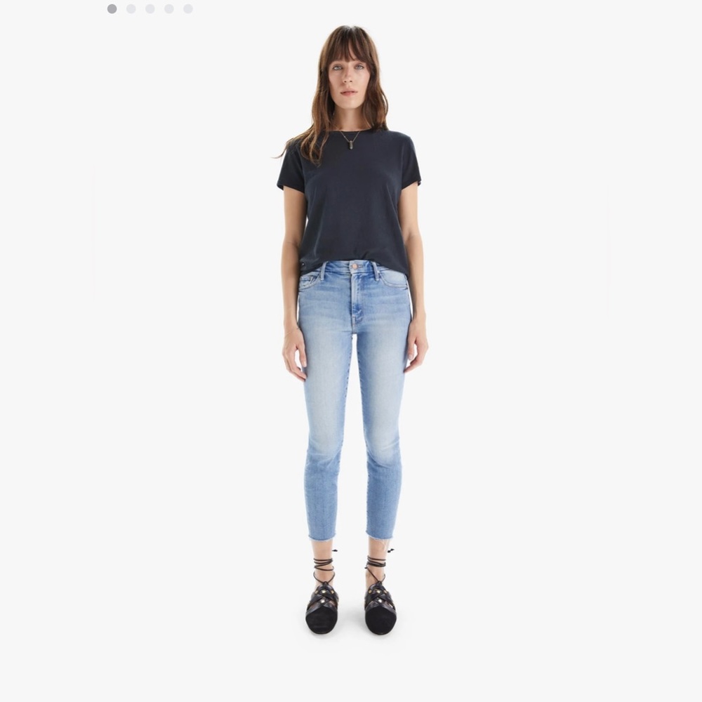 Mother Jeans - high waisted looker, ankle fray, size 27